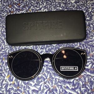 Spitfire classic/edgy retro/futuristic sunglasses